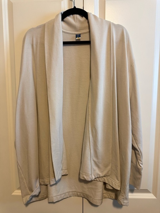 Old Navy Sweaters - Old Navy Light Taupe Open Cardigan